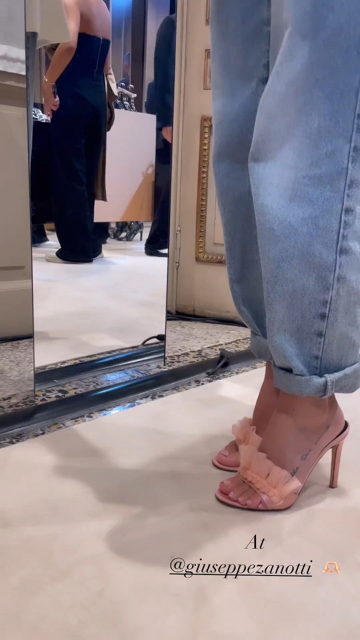 Ludovica Pagani Feet